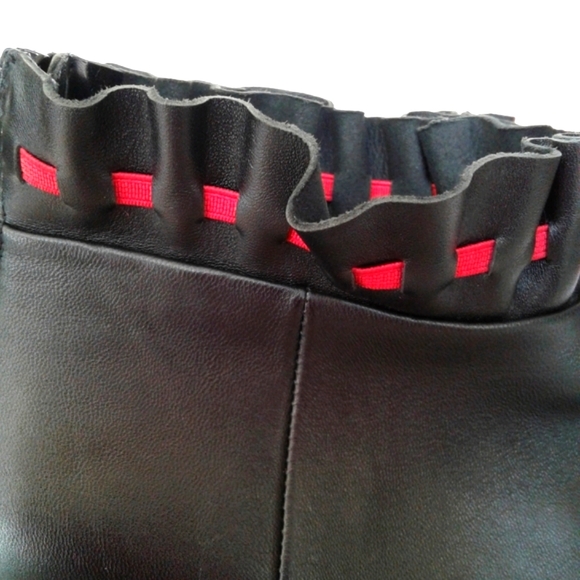 Lori Goldstein black open toe booties - Picture 6 of 12